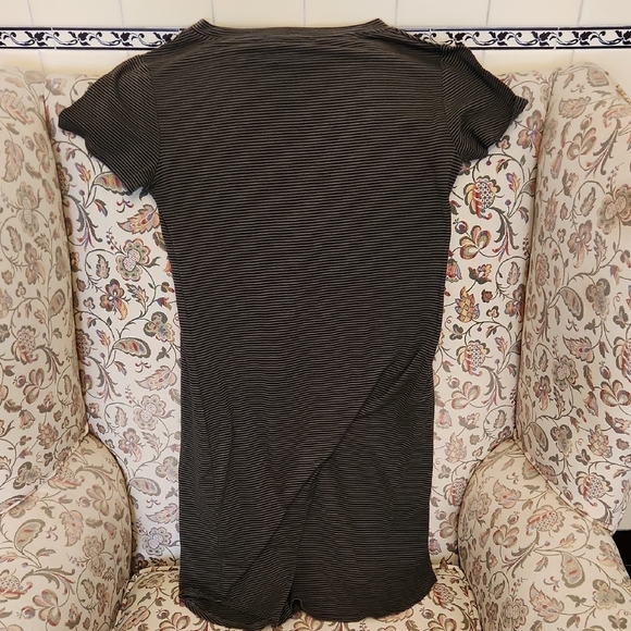 Forever 21 Black and Gray Striped Short Sleeve Dress - Picture 3 of 3
